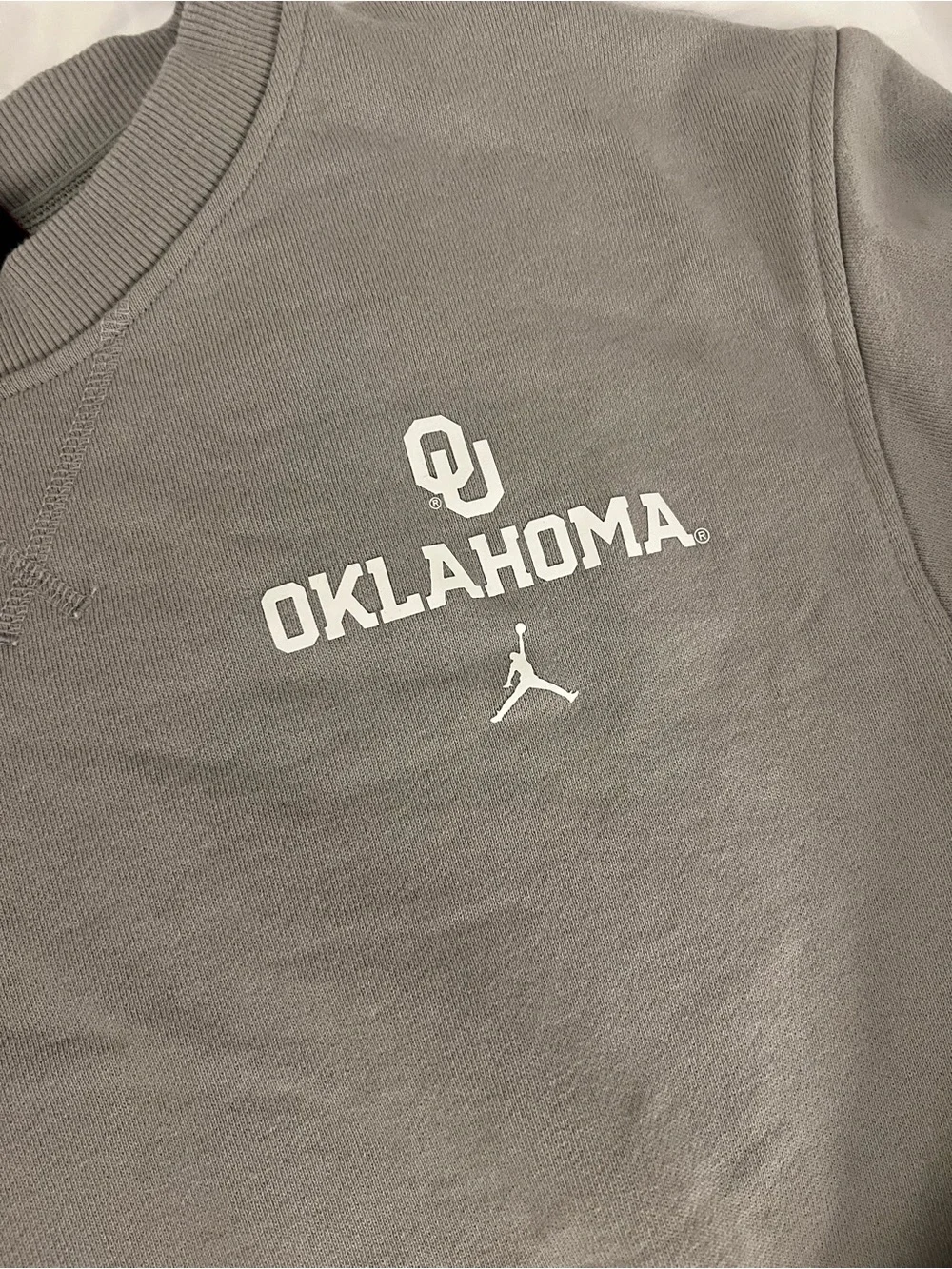 Jordan OU crewneck pullover sweatshirt with side zipper sz small